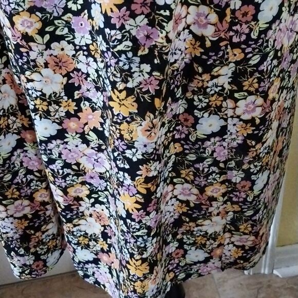 NWT  Wild Fable Women's Spaghetti Straps Fit & Flare  Floral Dress XL - Picture 4 of 15
